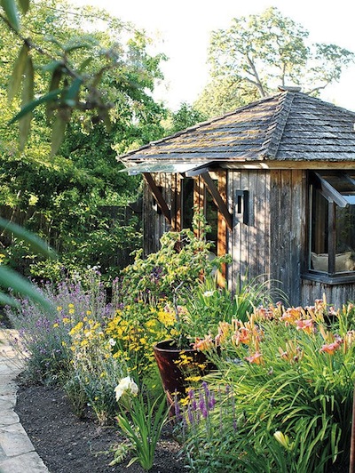 abri jardin façon cabane