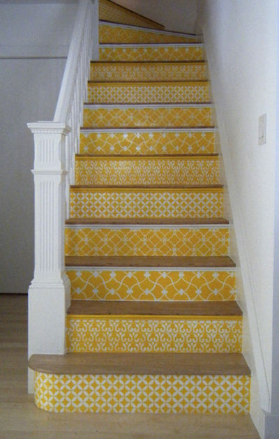 escalier jaune