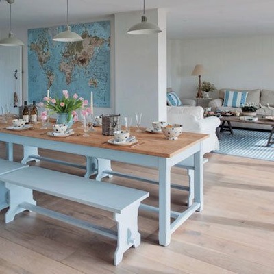 table bleue