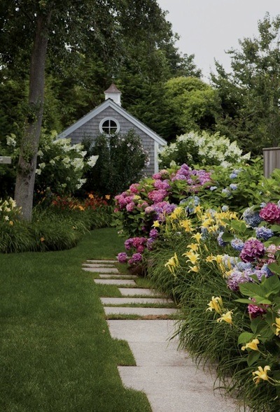 allée de jardin