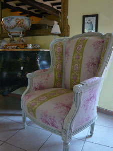 fauteuil peint