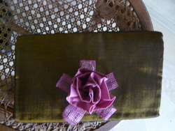 sac et rose en tissu