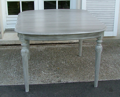 table louis XVI