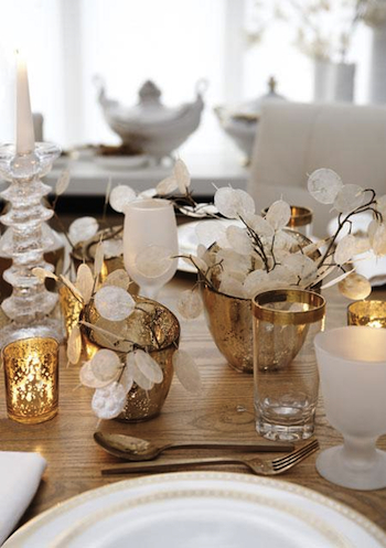 décor de table or et blanc pour Noël