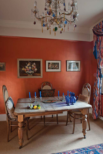Peindre ses murs en rouge: pourquoi et comment harmoniser? Colorée salle manger Créatif à
