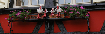 utiliser le rouge brun en decoration