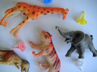 animaux en plastique pour enfants