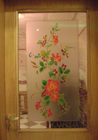 vitre peinte d'un bouquet